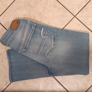 American Eagle Artist Crop Jeans Size 6